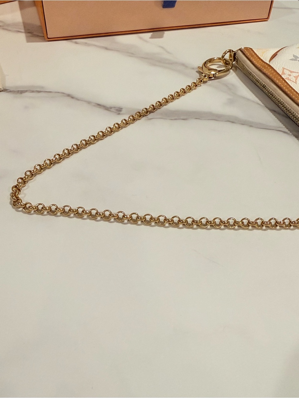 Louis Vuitton Milla Multicolor Pochette - Picture 10 of 17